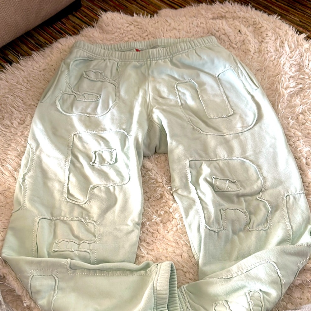 Men’s supreme sweats